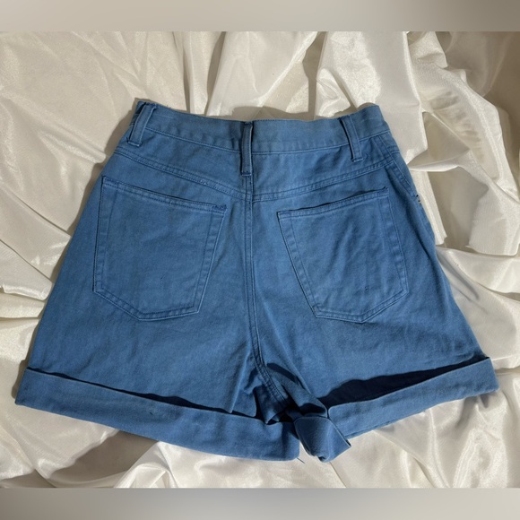 Blue Denim High Waisted Shorts by Styles To Go, size 6 - Picture 2 of 8